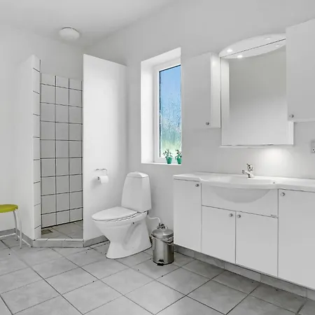 Tatil Evi 8 Bedroom Cozy In Grenaa Stokkebro