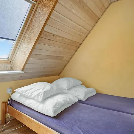 Front In With Sauna *