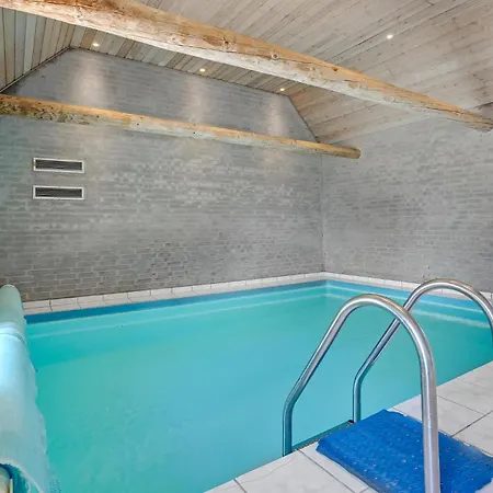 8 Bedroom Cozy In Grenaa Tatil Evi
